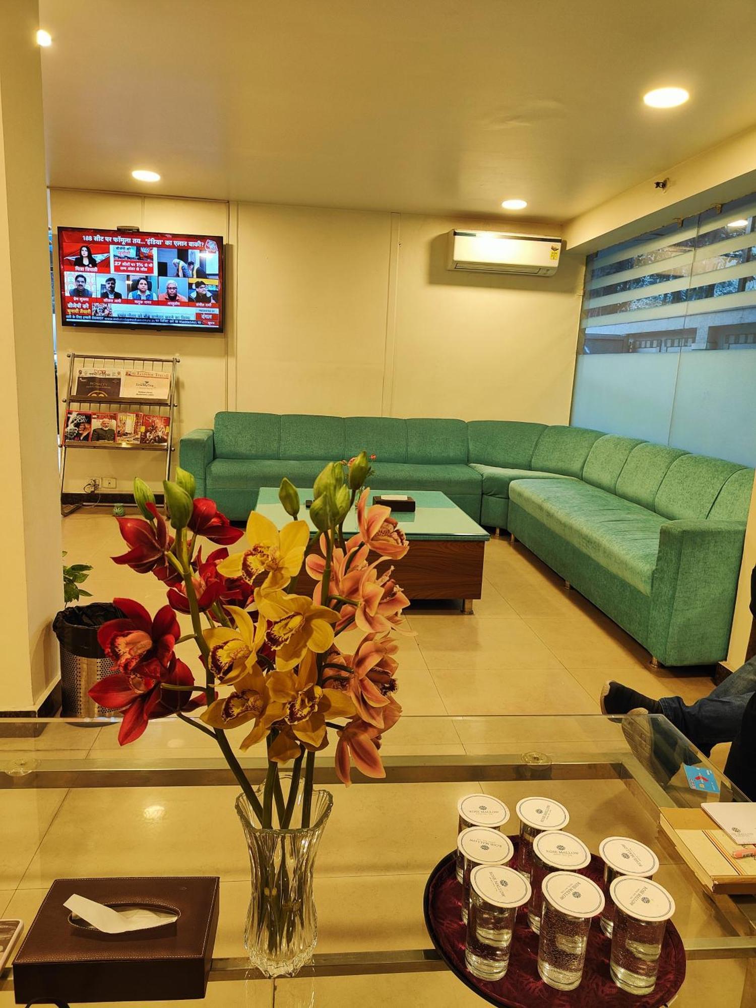 Rosemallow Hotel Nowe Delhi Zewnętrze zdjęcie