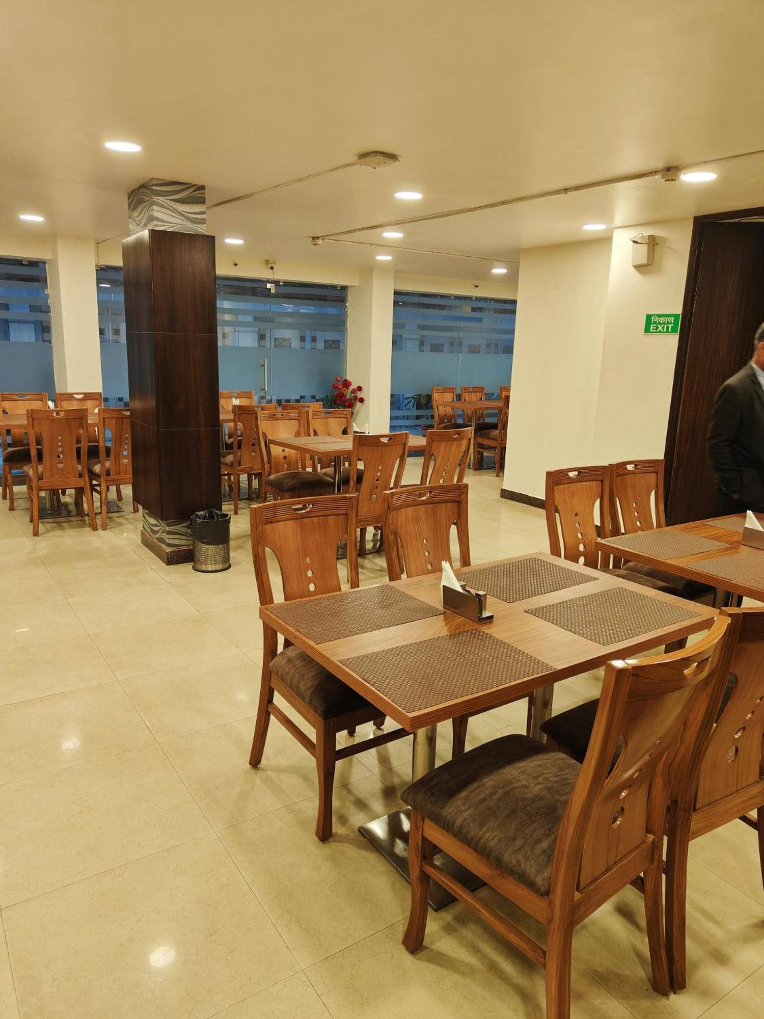 Rosemallow Hotel Nowe Delhi Zewnętrze zdjęcie