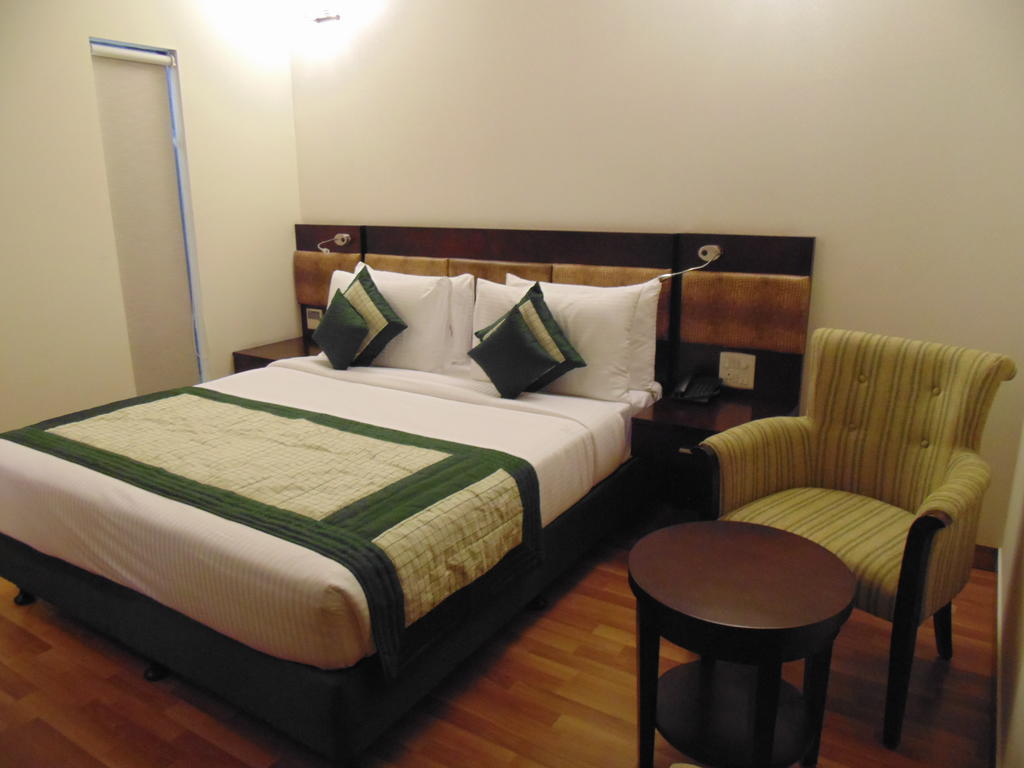 Rosemallow Hotel Nowe Delhi Zewnętrze zdjęcie