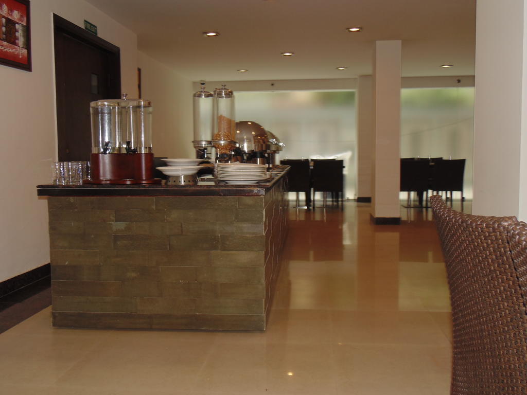 Rosemallow Hotel Nowe Delhi Zewnętrze zdjęcie