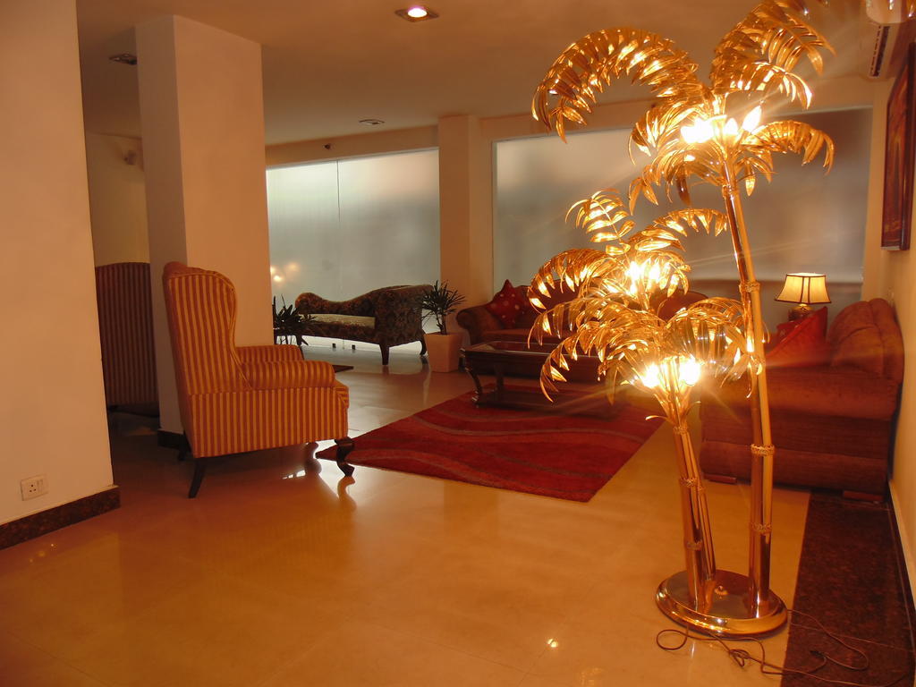Rosemallow Hotel Nowe Delhi Zewnętrze zdjęcie
